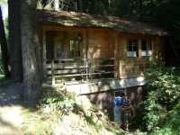Schlafmöglichkeit z.B. in der Blockhütte. - BEI INTERESSE BITTE UMGEHEND MELDEN!!!<br />...meine Nr. steht in meinem Profil.<br />Sauna inside! :-P