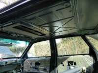 Schiebedach mit Abläufen vorne und hinten