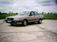 Audi 200 2.JPG