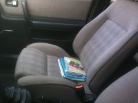 Der Beifahrersitz sieht noch gut aus...