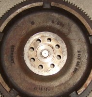 Schwungrad 046105271f.JPG