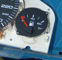 Verstellritzel des Tankuhrzeigers