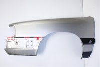 Die rötlich eingefärbten Stellen zeigen die originalen Löcher für die Kunststoffgewindeclipse