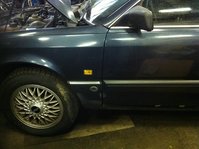 Die Spaltmaße scheinen noch zu stimmen und auch die Türen hängen nicht.