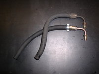 Oben im Bild: Der originale Rücklaufschlauch<br />Unten im Bild: Der nachgefertigte Rücklaufschlauch