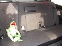 BMW 325i Ruecksitzbank.jpg