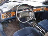 Audi 200 - Interieur 2.jpg