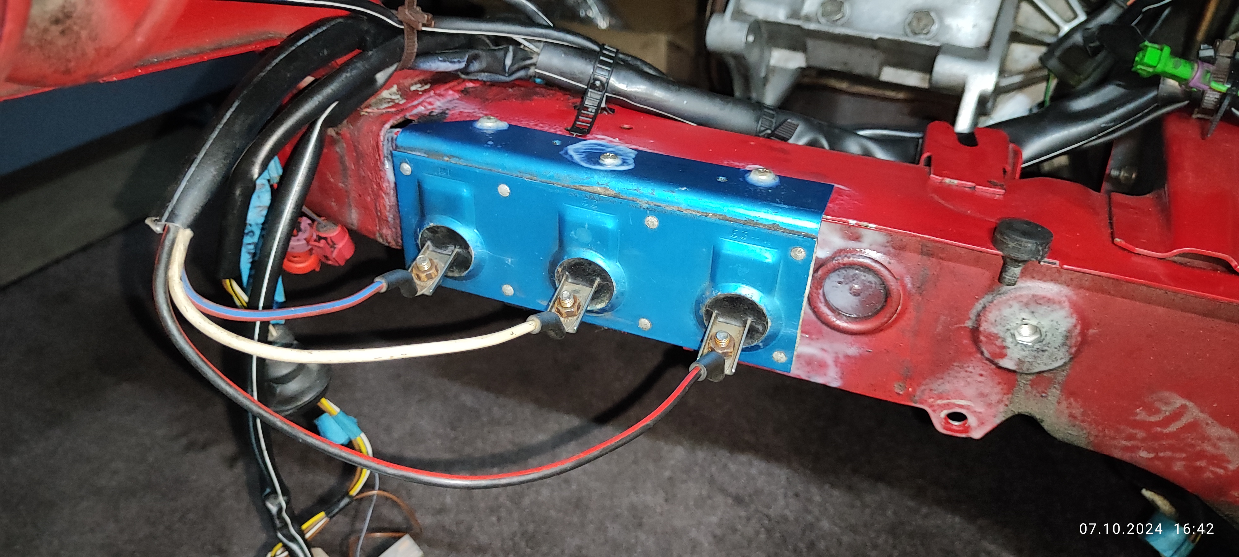 Vorwiderstand verstärkte Kühlung (bestimmt die Endlage des Leitungssatzes)