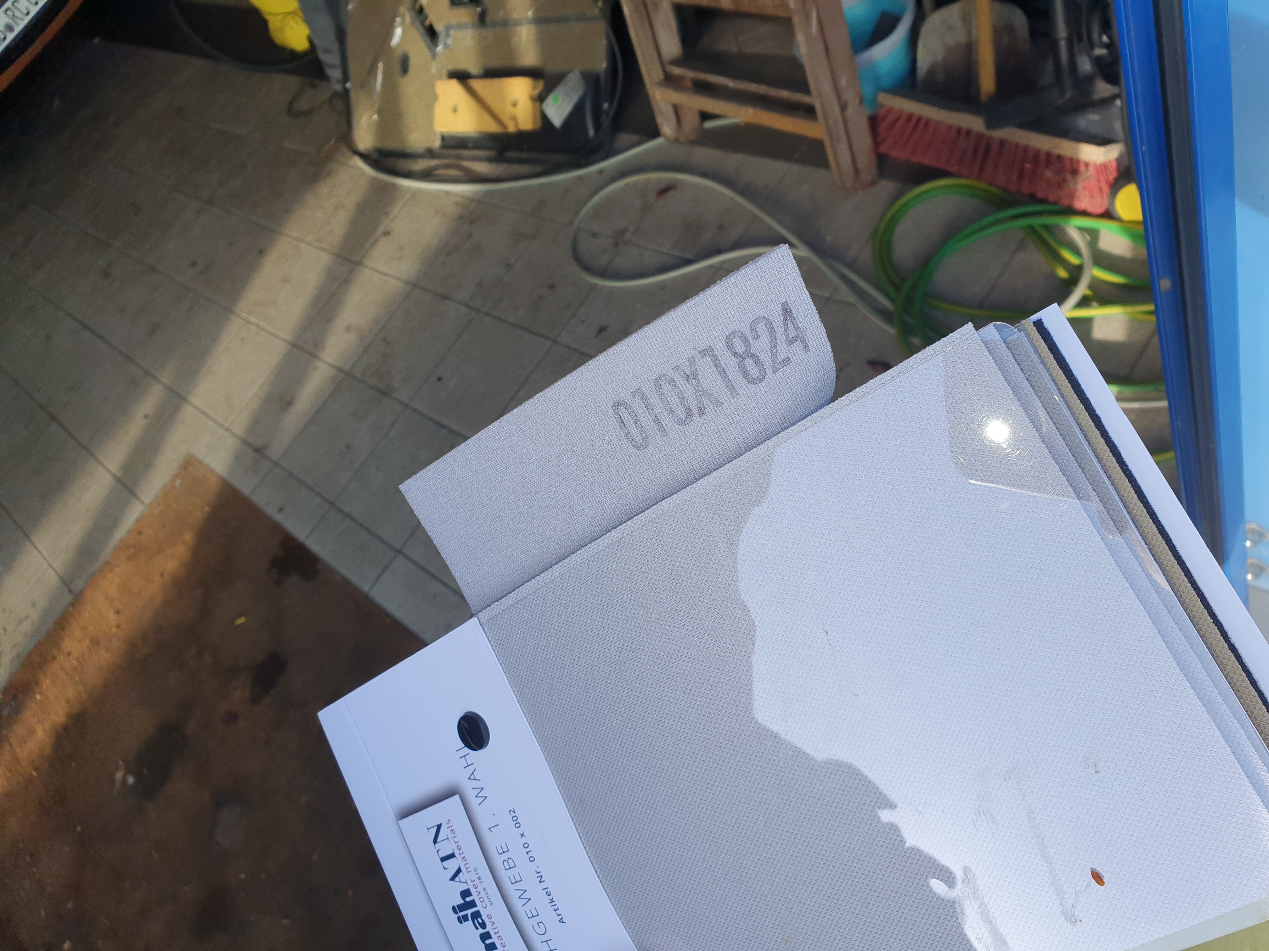 2022-11-24 12.14.09 - Himmelstoff final.jpg