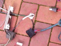 Kabel für Innenleuchte kommen aus dem eFH-Kabelbaum, es war ein Dimmer angeschlossen